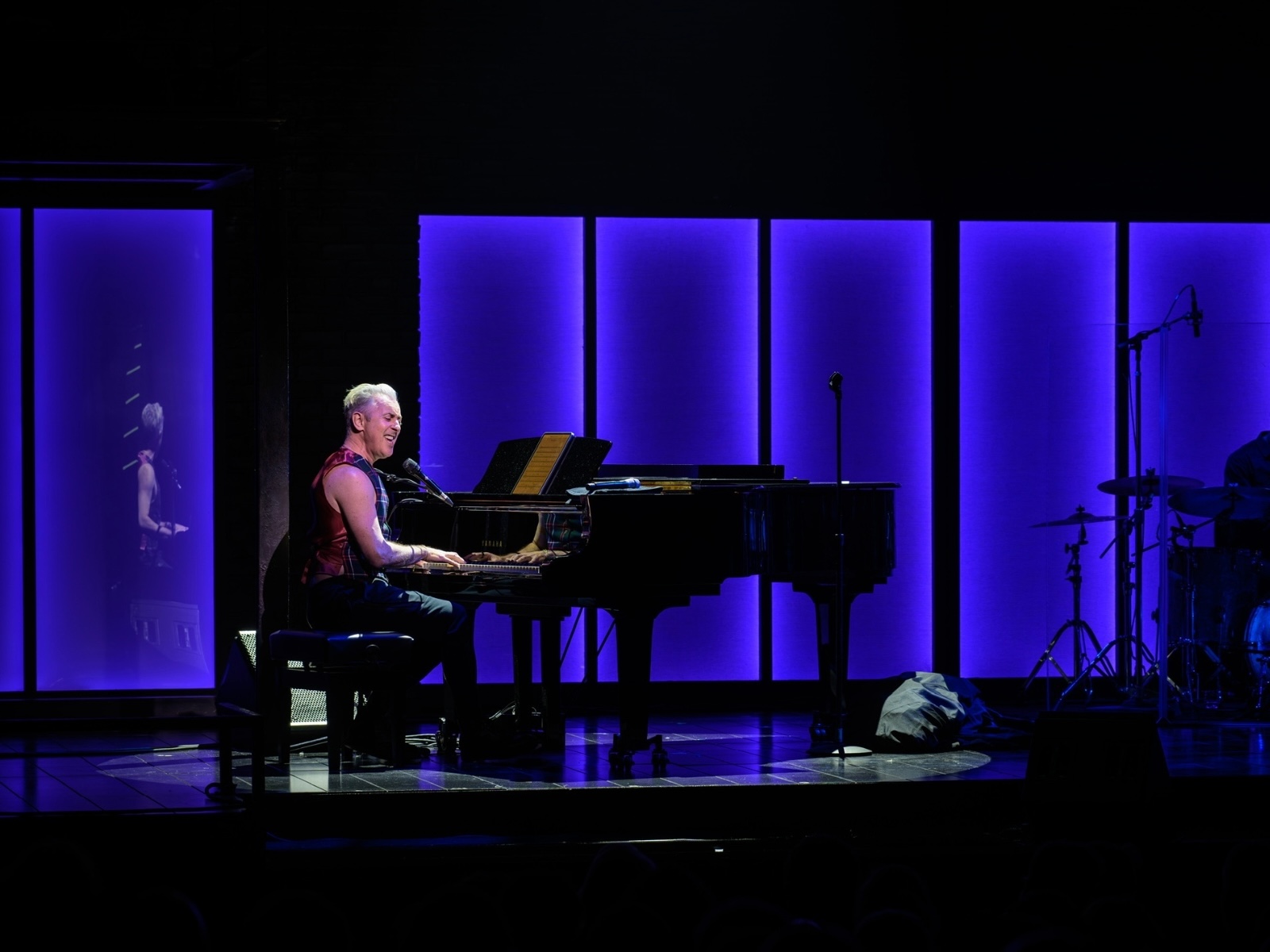 Alan Cumming Is Not Acting His Age on Broadway: What to expect - 2