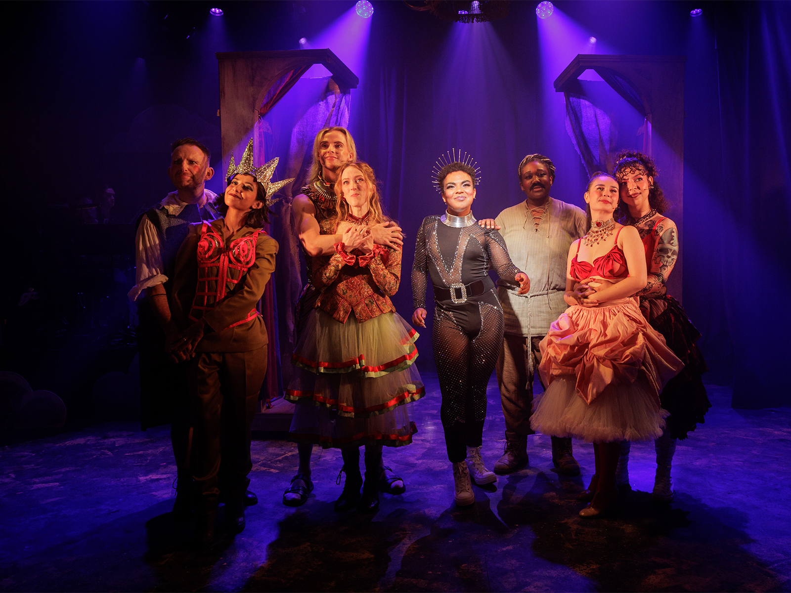 Head Over Heels: What to expect - 1