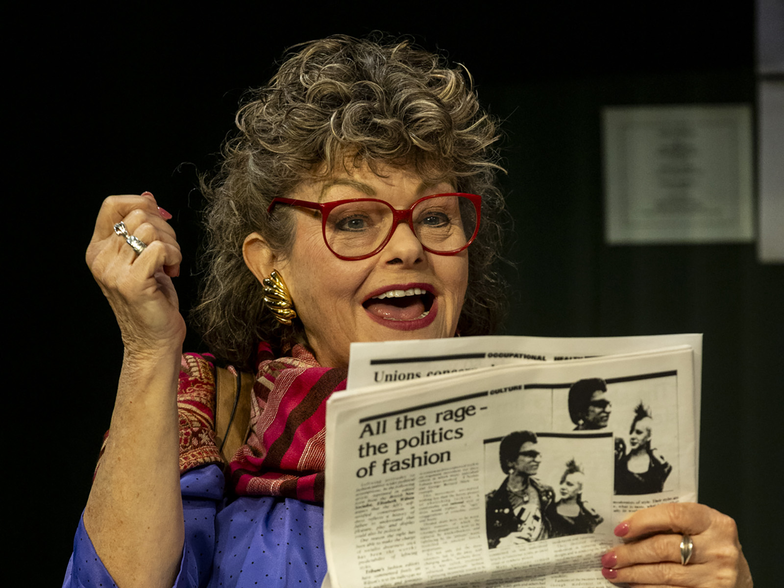 HOW TO PLOT A HIT IN TWO DAYS: What to expect - 4