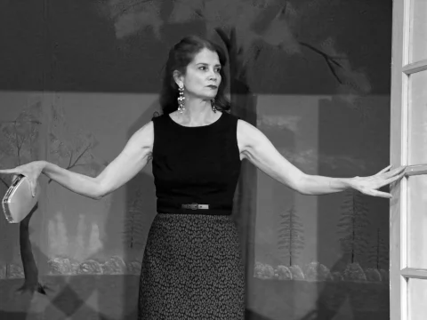 Photo of Gina Yates in Agatha Christie's "Murder After Hours (The Hollow)" performing in California.