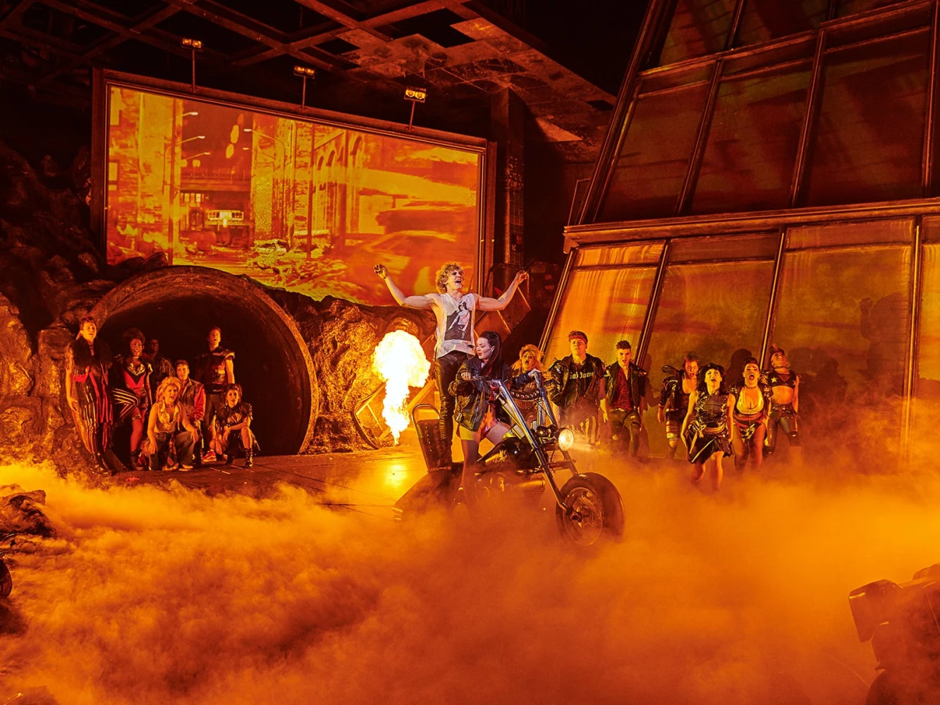 Bat Out of Hell: The Musical: What to expect - 1