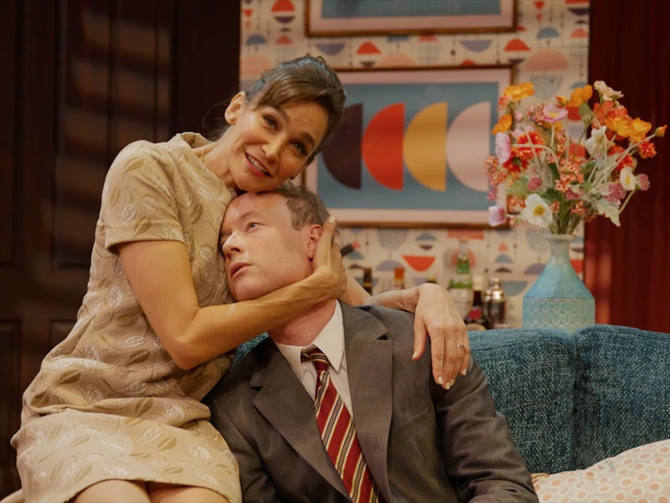 THE LOVER AND THE DUMB WAITER: What to expect - 1