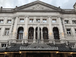 Noël Coward Theatre