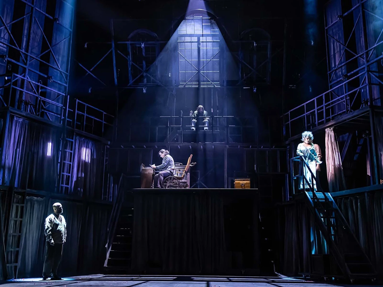 Sweeney Todd: The Demon Barber of Fleet Street: What to expect - 1