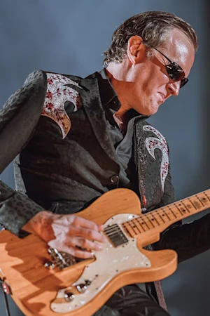 Joe Bonamassa with Orchestra on Aug 9th tickets