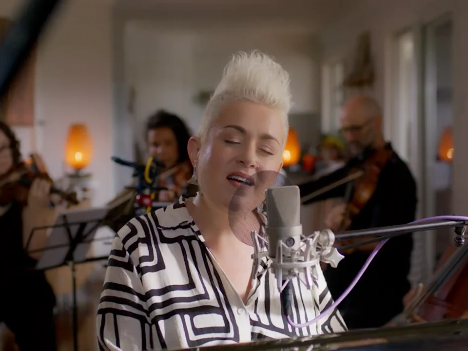 Katie Noonan: Alone but all one tour: What to expect - 1