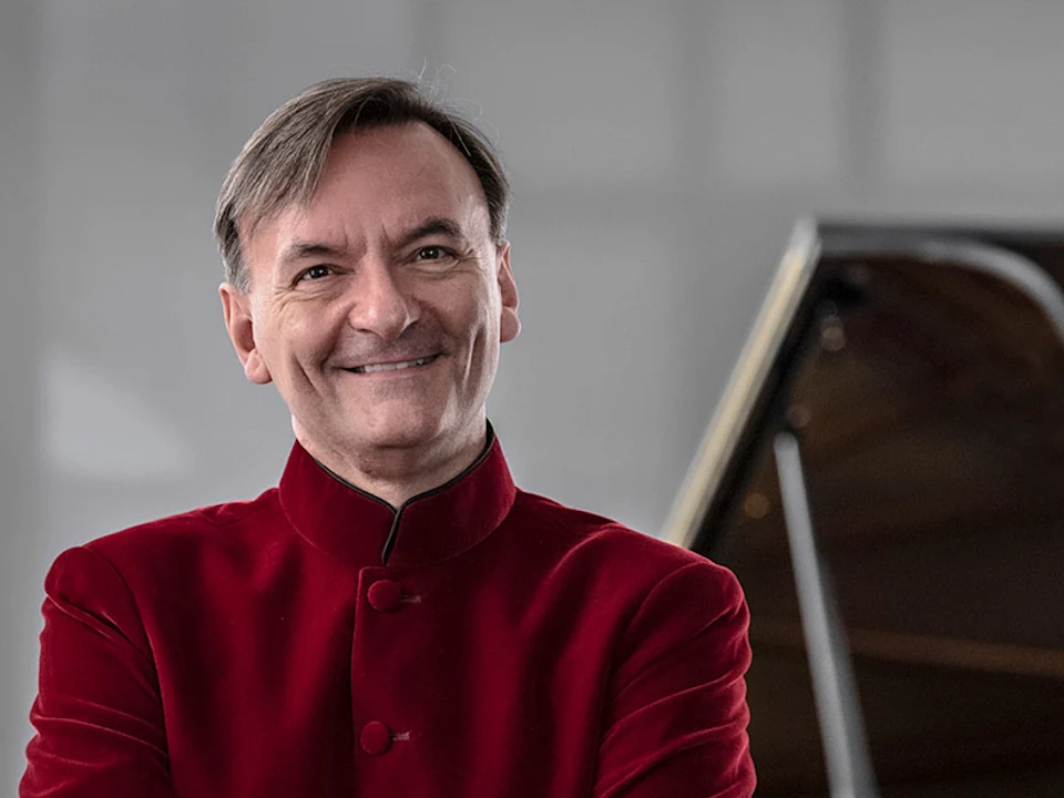 Stephen Hough performs Brahms: What to expect - 1