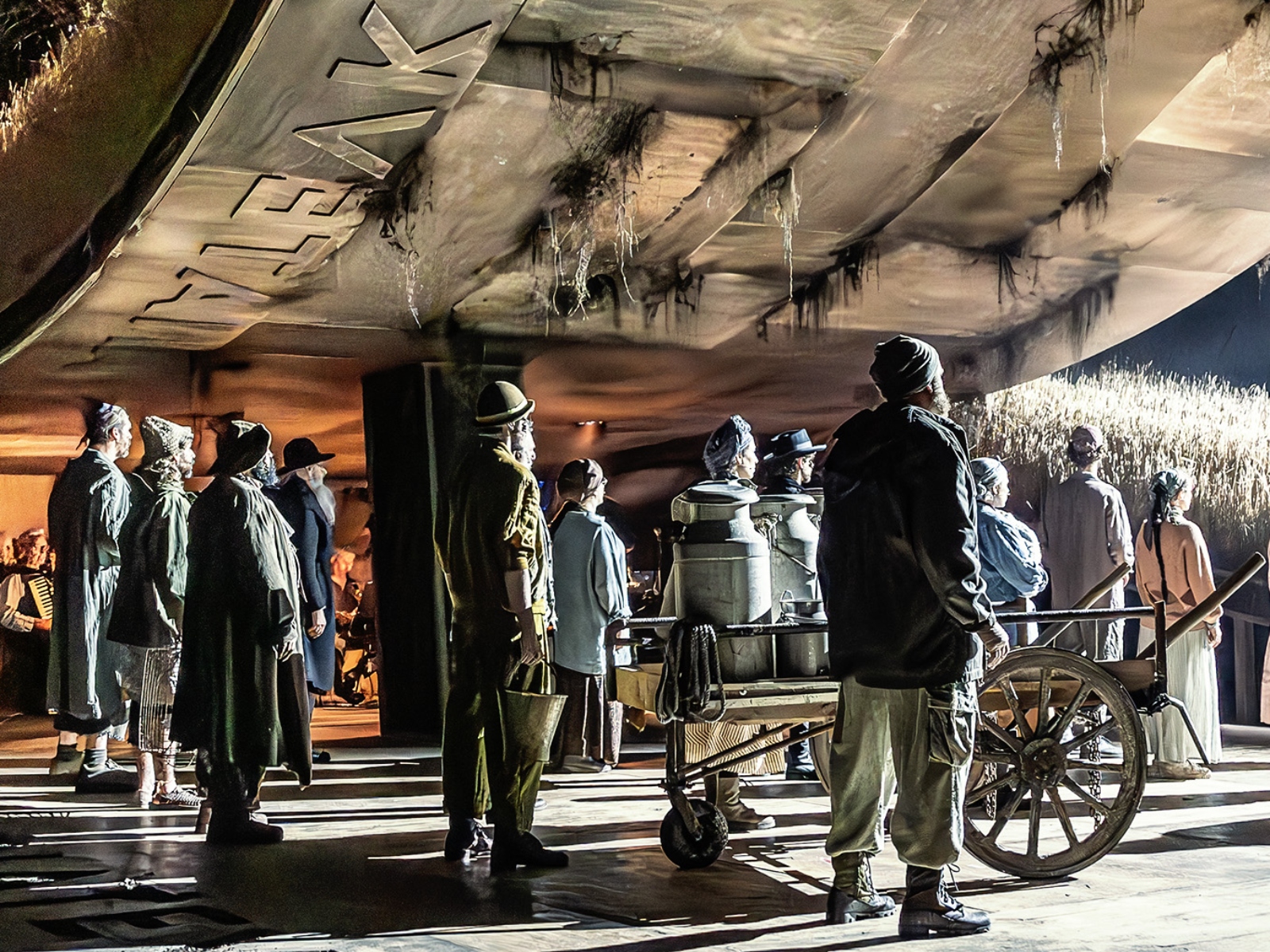 Fiddler on the Roof: What to expect - 1