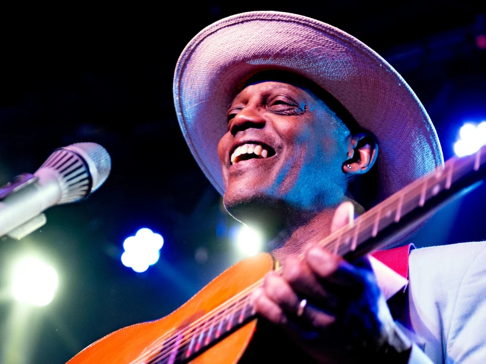 Eric Bibb at the National Theatre: What to expect - 1