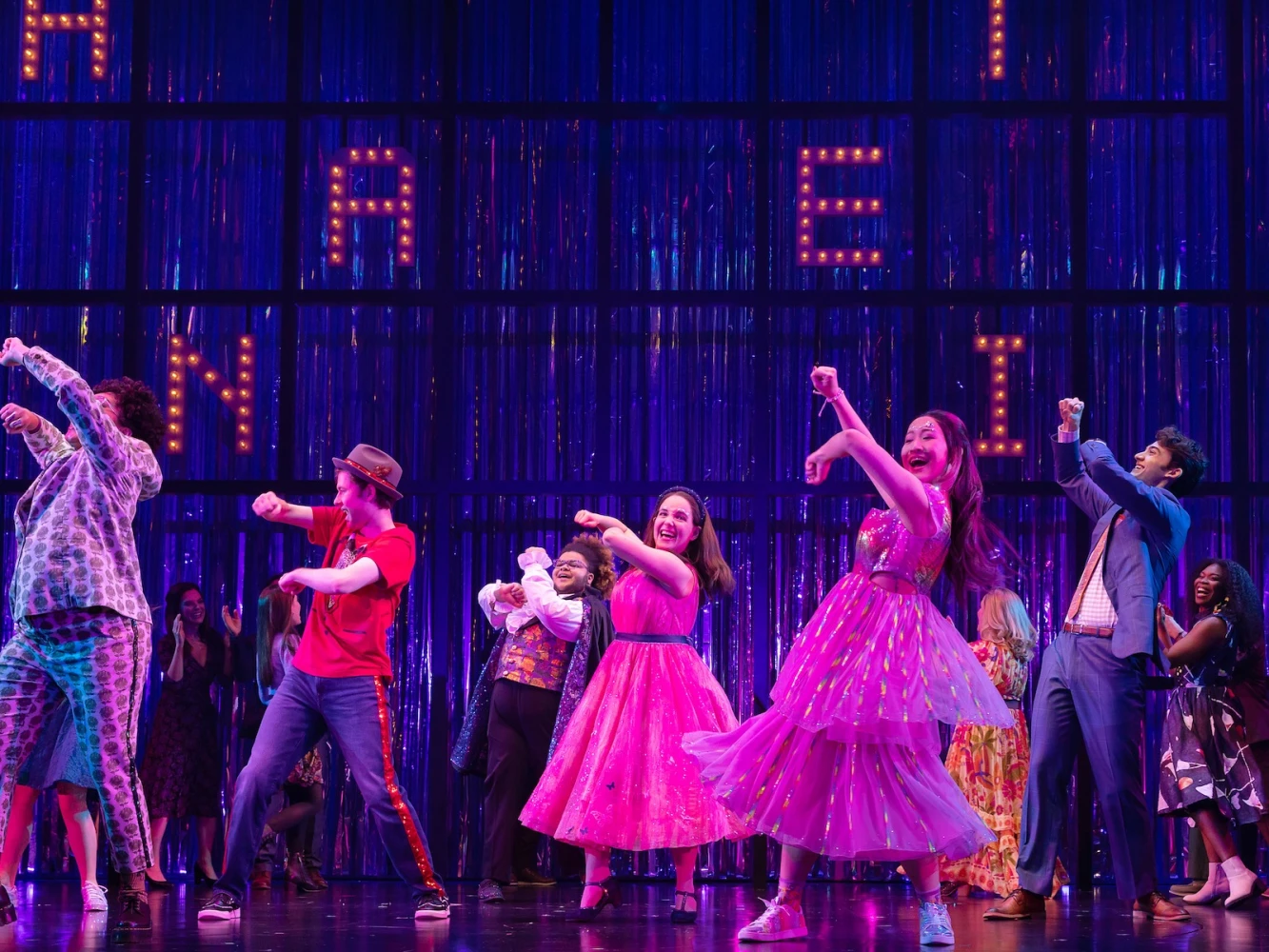 How to Dance in Ohio on Broadway: What to expect - 1