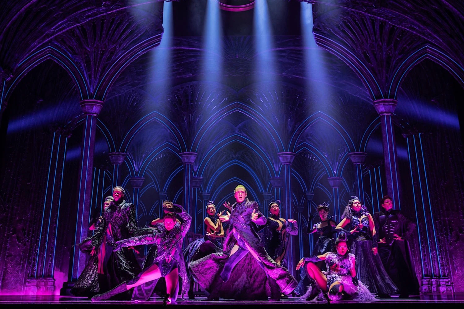 Death Becomes Her: What to expect - 5