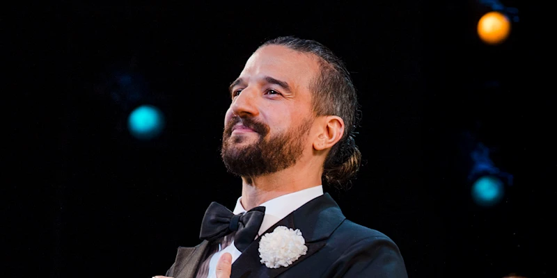 Mark Ballas