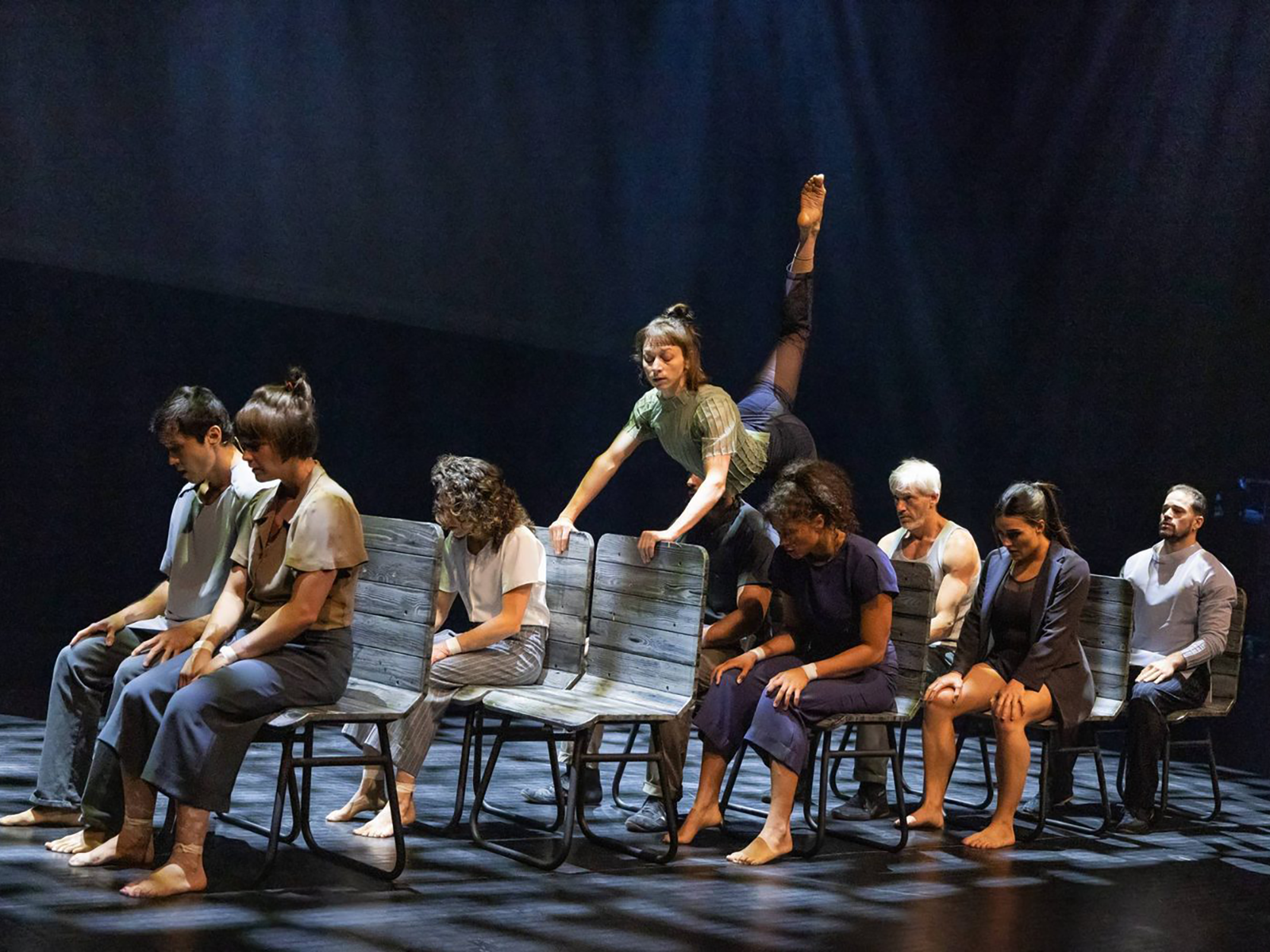 Passengers: What to expect - 2