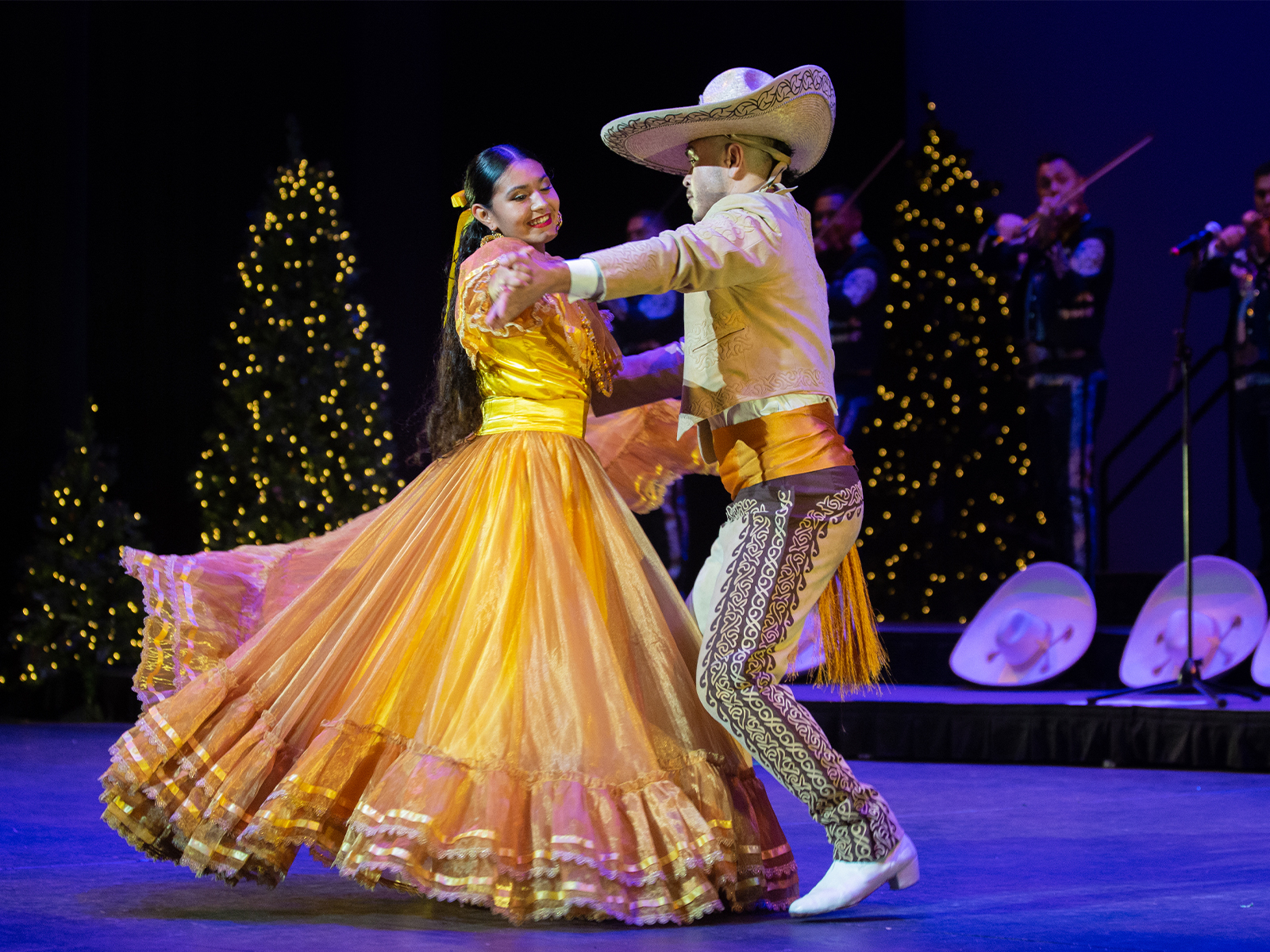 Nochebuena: A Christmas Spectacular: What to expect - 2