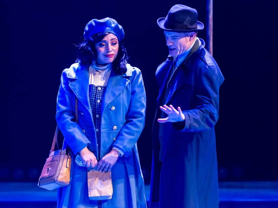 A Man of No Importance: What to expect - 1