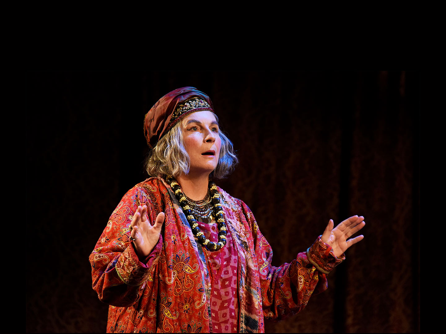 Blithe Spirit tickets | London | TodayTix