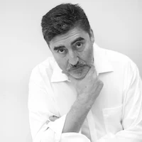 Alfred Molina