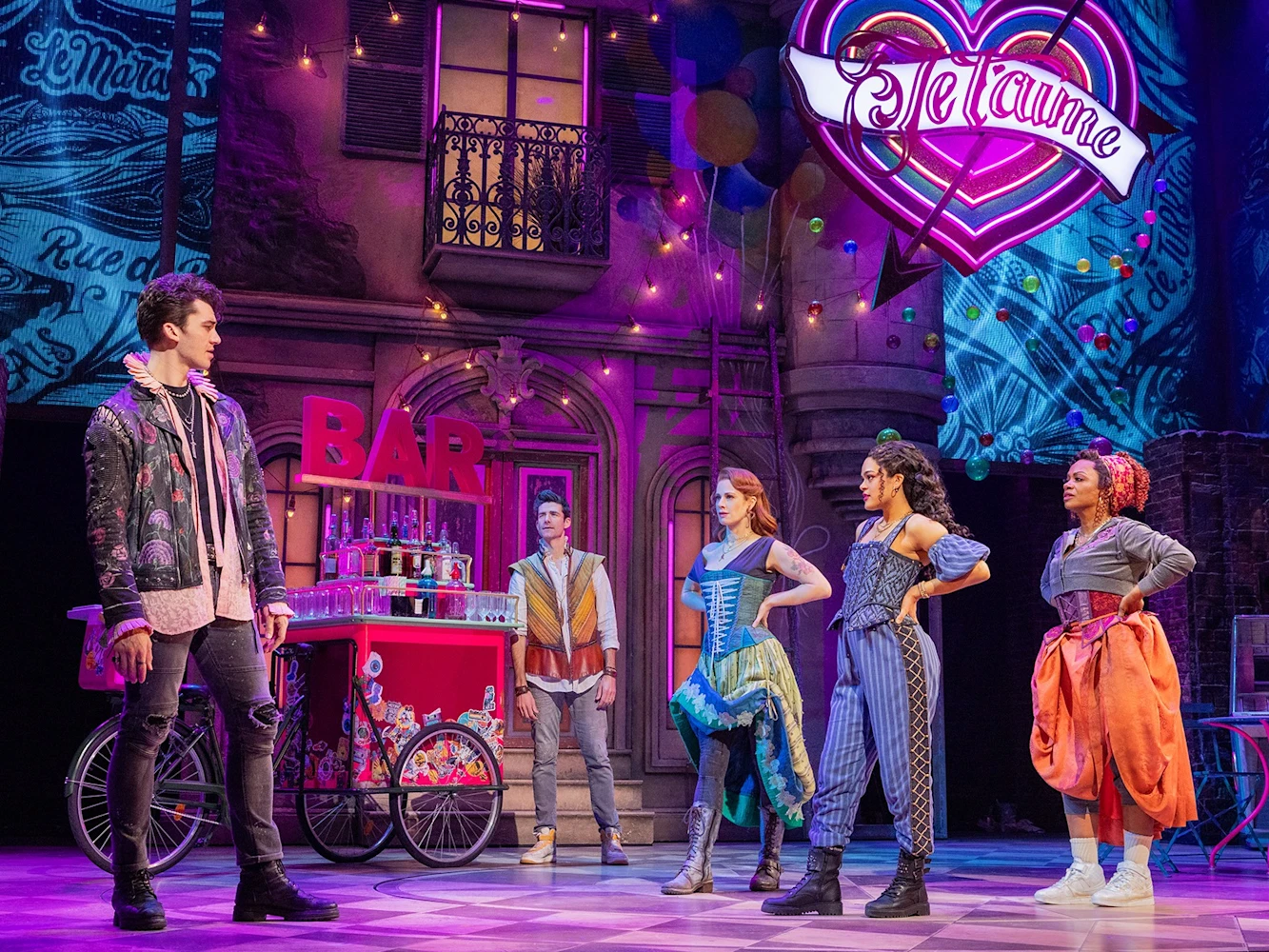 & Juliet: What to expect - 3