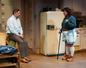 Neil Simon's I Ought To Be In Pictures: What to expect - 2