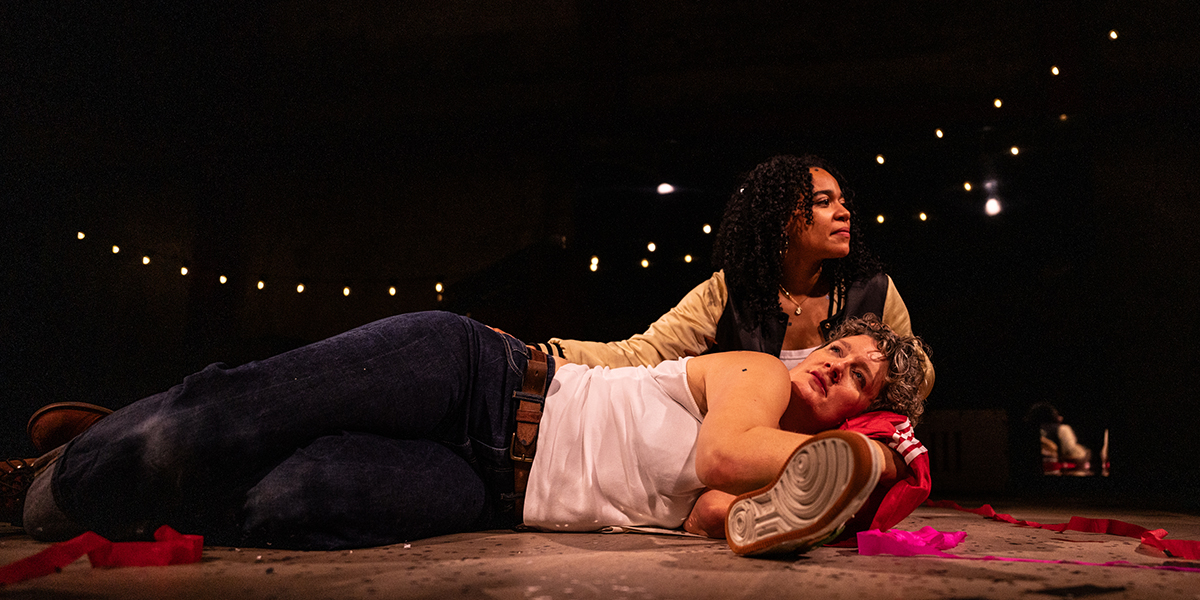 1200 LT Virginia Gay (Cyrano) and Jessica Whitehurst (Roxanne) - Credit Craig Sugden