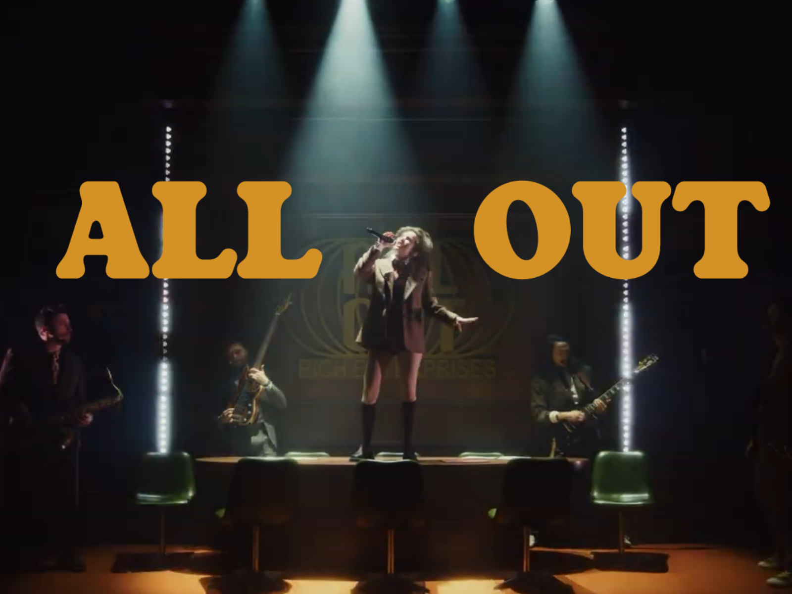 All Out: Comedy About Ambition: What to expect - 1