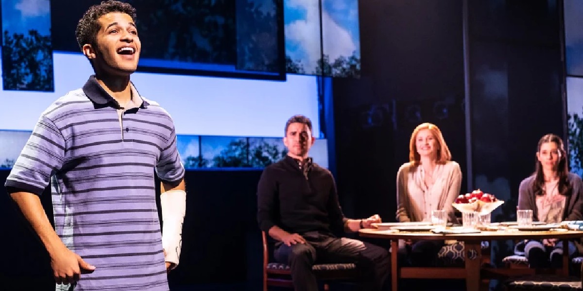 ‘Dear Evan Hansen’ to reopen at Music Box Theatre in December | New ...