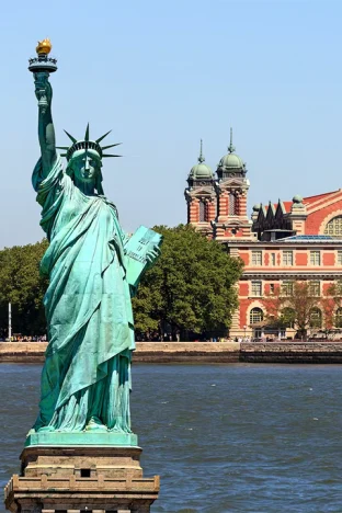 Statue of Liberty and Ellis Island Round Trip Ferry with Tour Guide Tickets