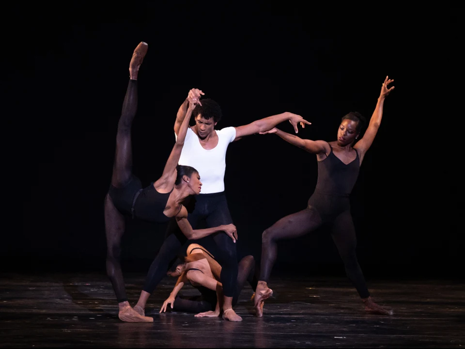 Production photo of Pathways to Performance in Washington, showing four ballet dancers perform on stage.
