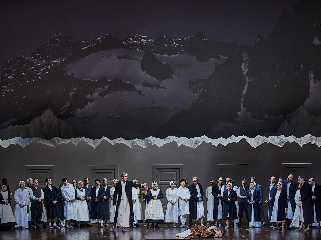 La sonnambula: What to expect - 2