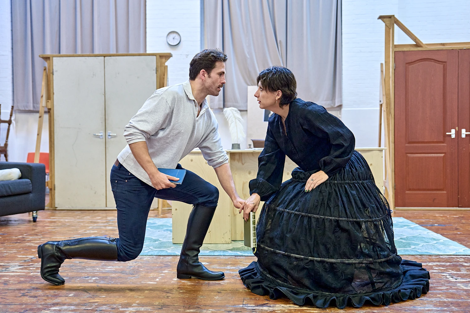 Oh, Mary!: What to expect - 4