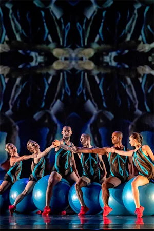 MOMIX: Alice tickets