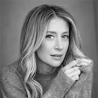 Caissie Levy