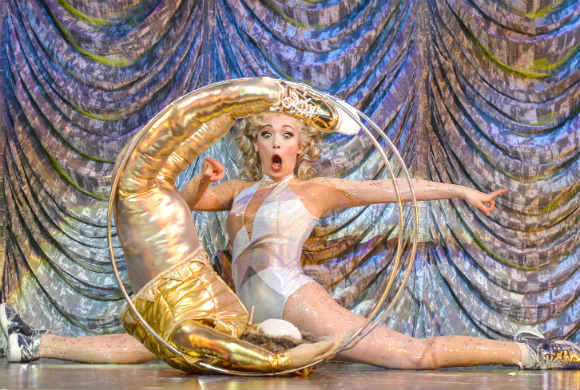 Magic Goes Wrong: What to expect - 4