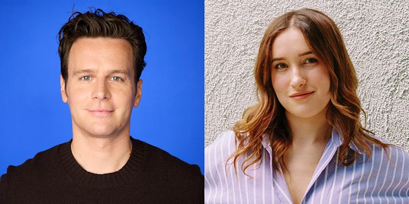 Jonathan Groff and Gracie Lawrence in Just in Time