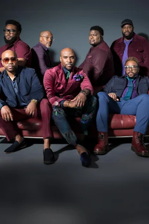 NATURALLY 7 Tickets