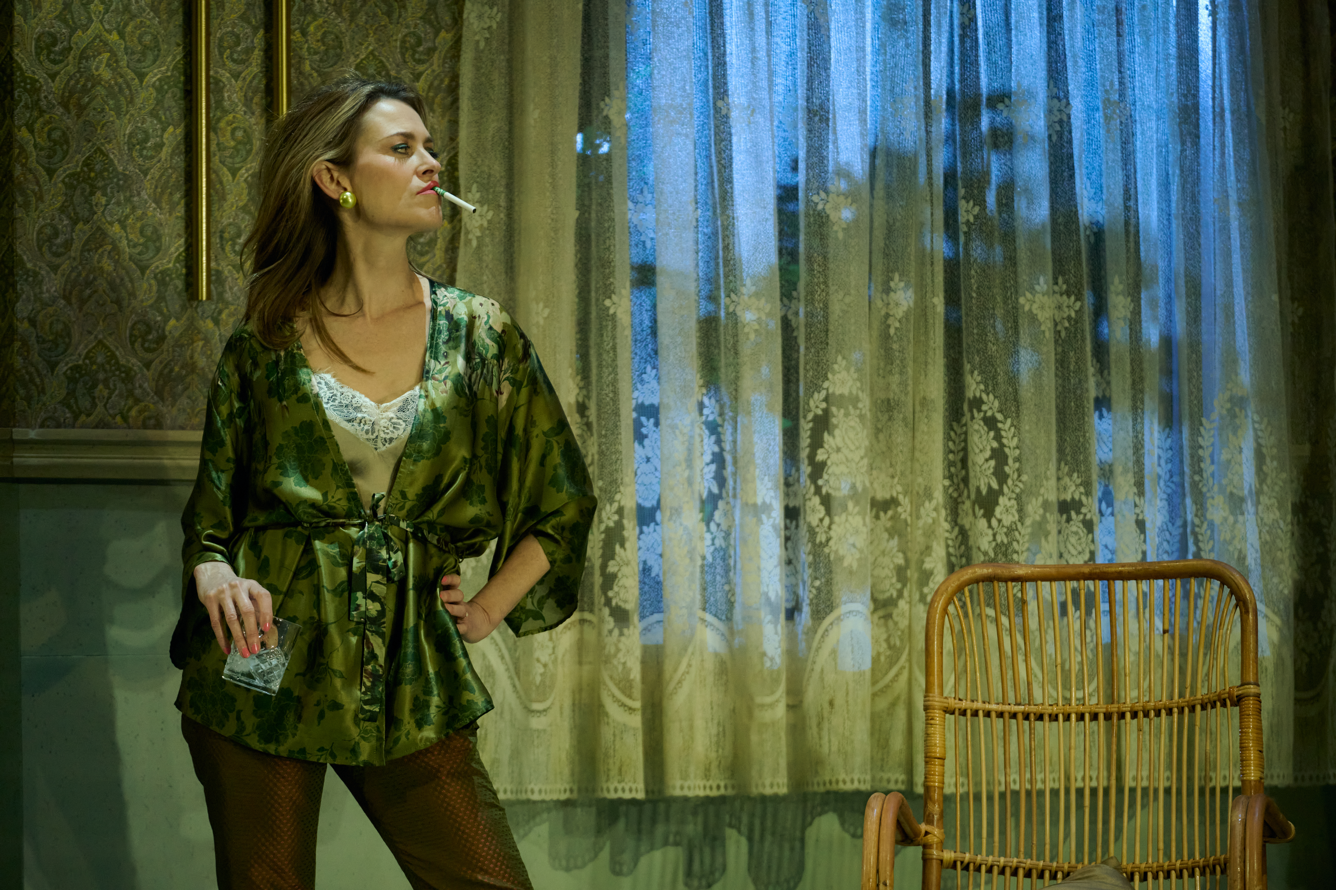 Who's Afraid Of Virginia Woolf?: What to expect - 2