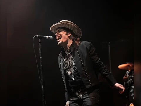 Squeeze • Adam Ant • The English Beat: What to expect - 2