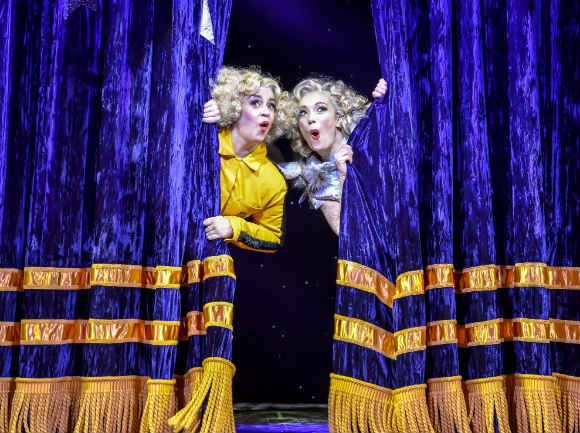 Magic Goes Wrong: What to expect - 1