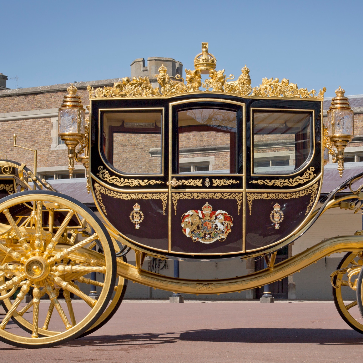Buckingham Palace Royal Mews
