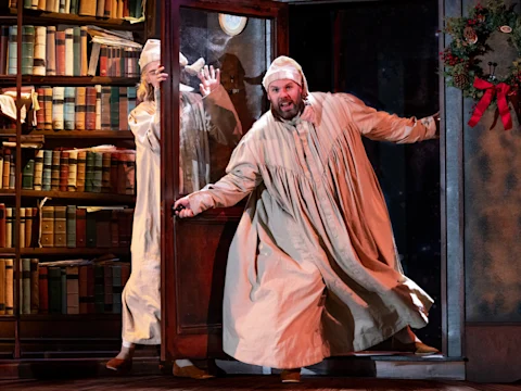 Christmas Carol Goes Wrong: What to expect - 2