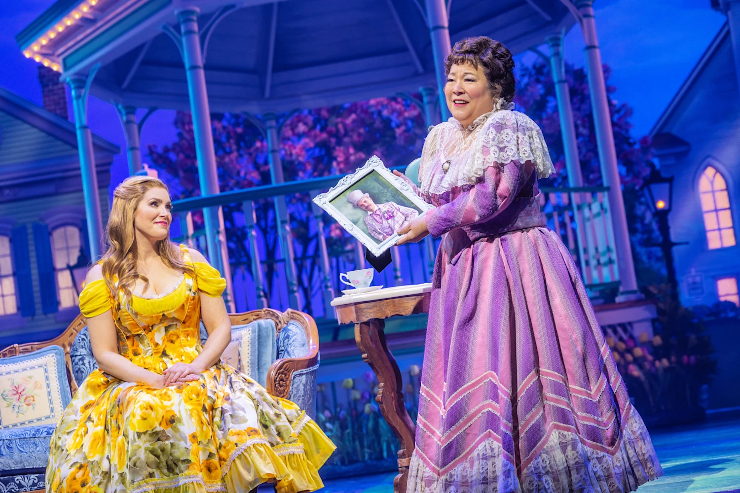 Schmigadoon!: What to expect - 7