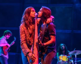 Almost Famous on Broadway : What to expect - 3