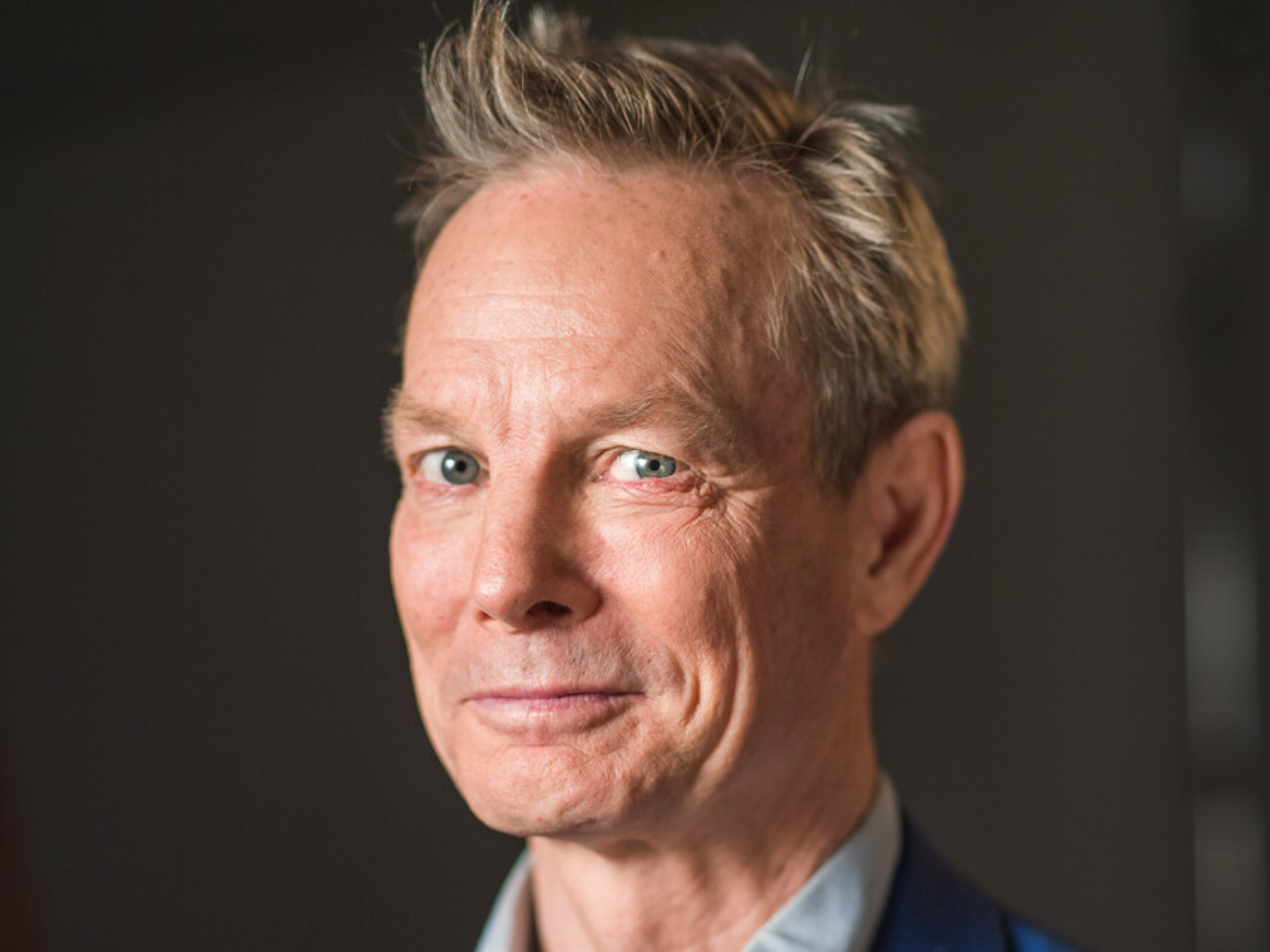Photo of Bill Irwin in The Imaginary Invalid. 