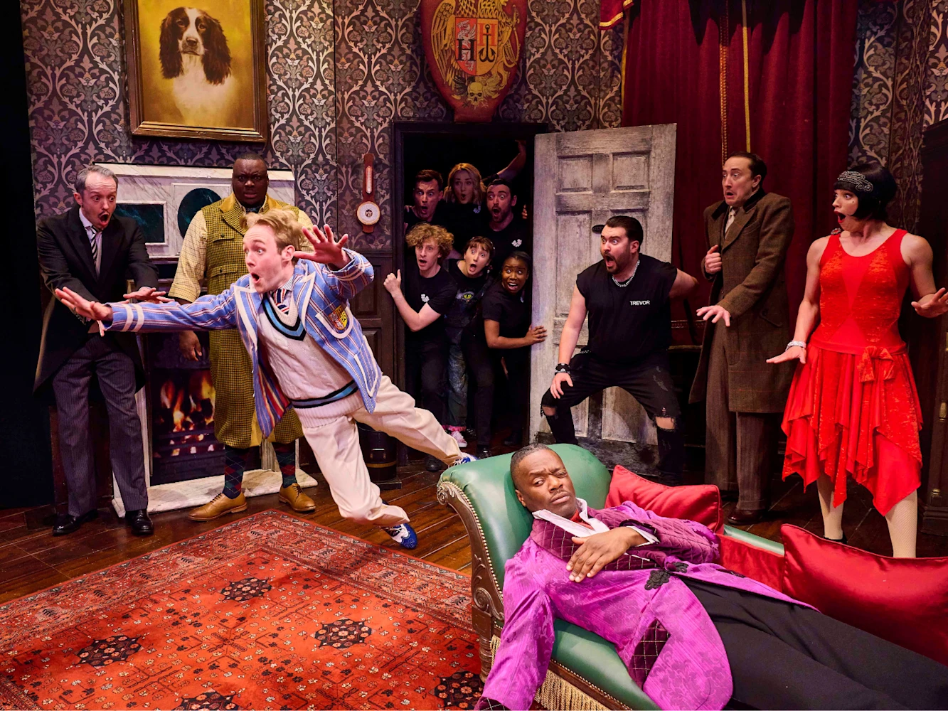 The Play That Goes Wrong: What to expect - 2