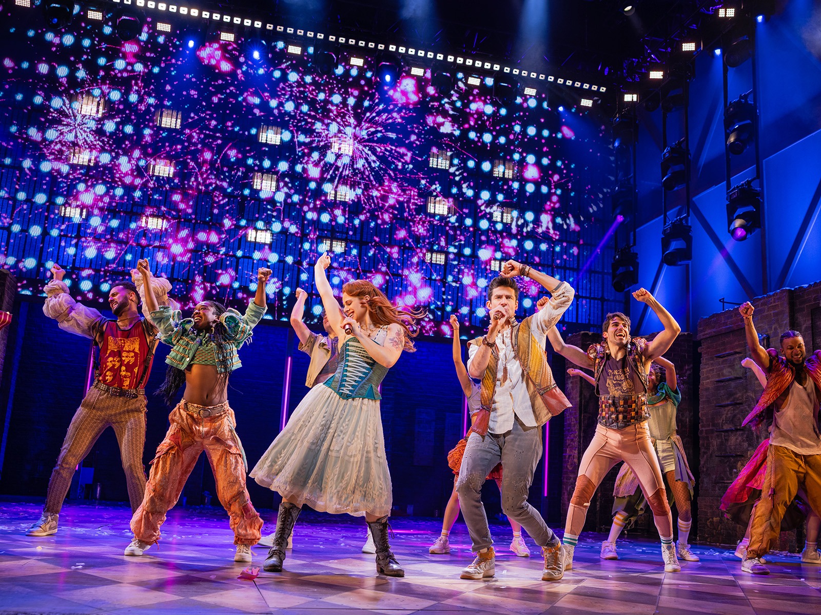 & Juliet: What to expect - 1