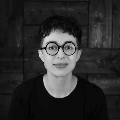 Adina Verson