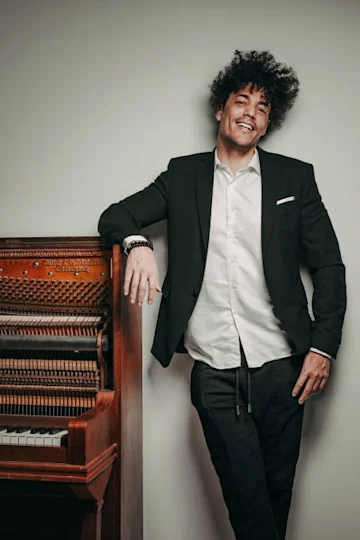 Jorge Luis Pacheco Tickets