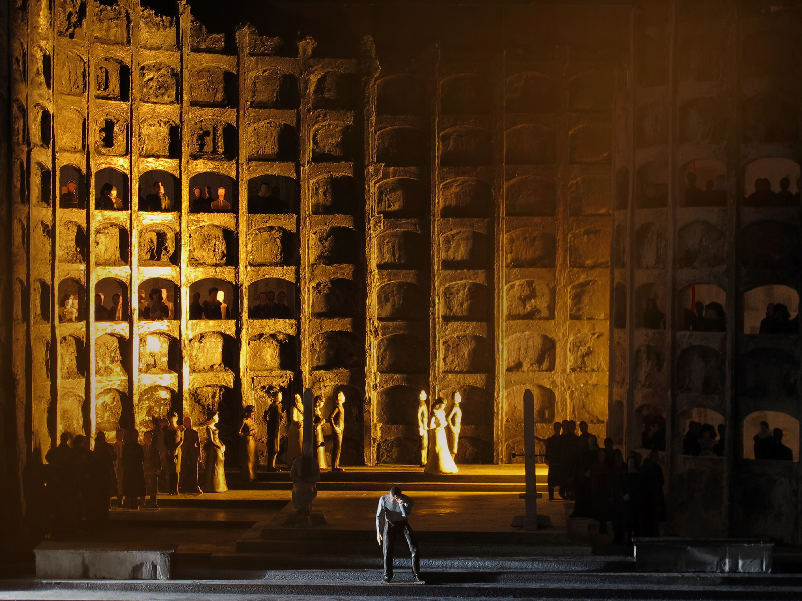 Don Carlos : What to expect - 2