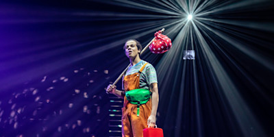 Lawrence Hodgson-Mullings in Dick Whittington at the National Theatre (Photo by The Other Richard)