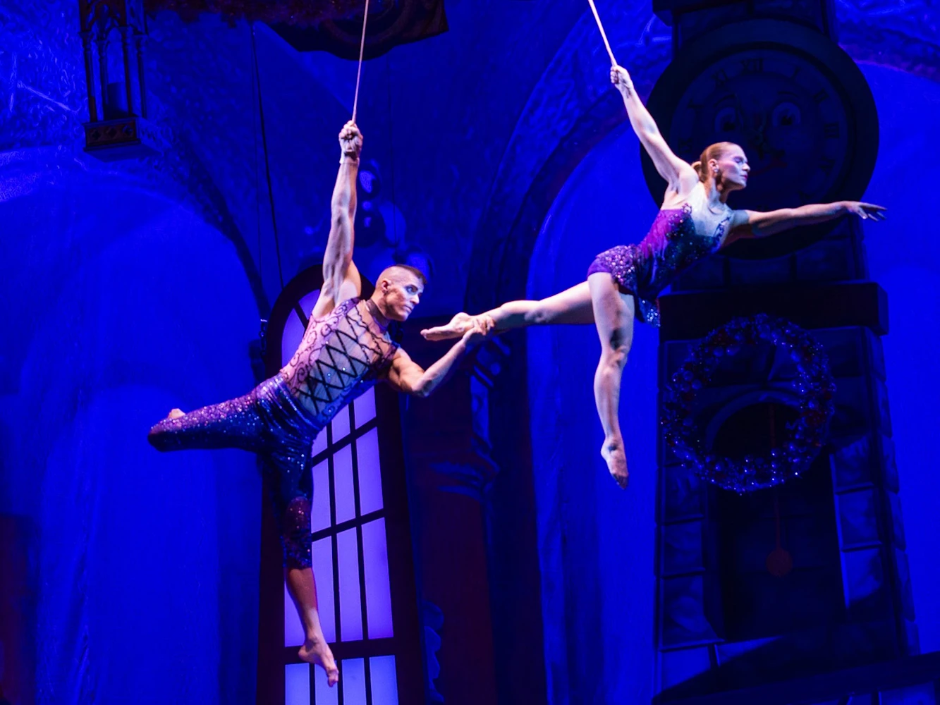 Cirque Dreams Holidaze: What to expect - 3